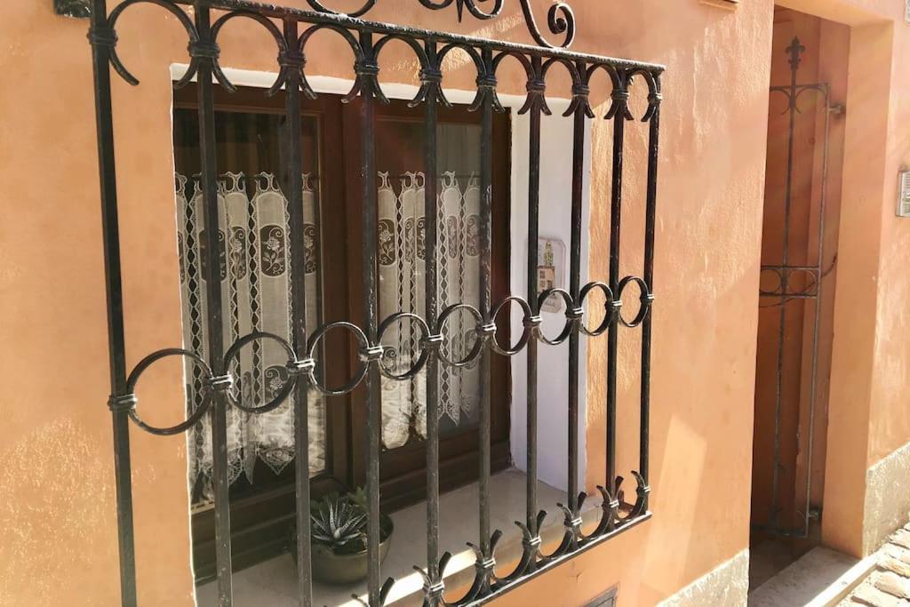 La Casetta Centro Storico Di 法诺 外观 照片